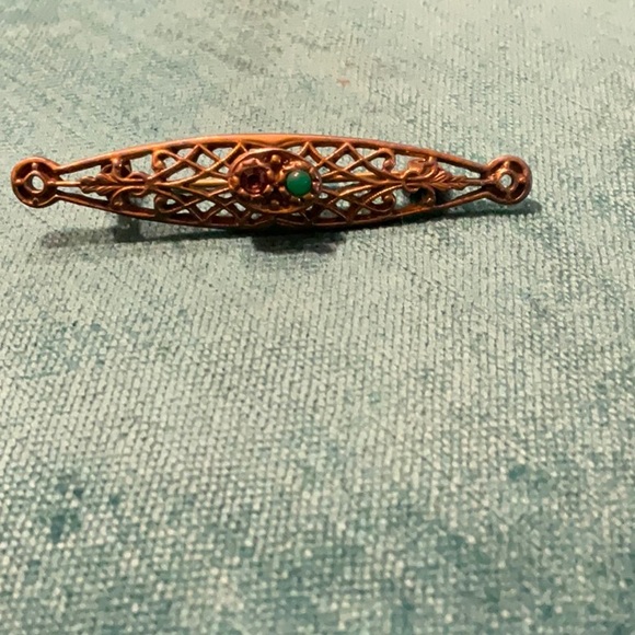 Beautiful antique gf filigree antique broach - amethyst and emerald (?) - Picture 2 of 7